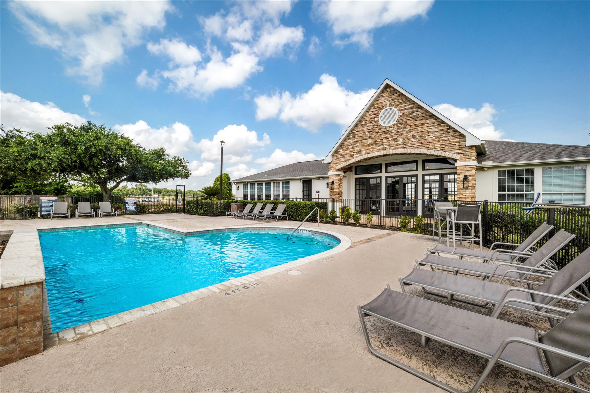 3419 Fountains Drive 1202
