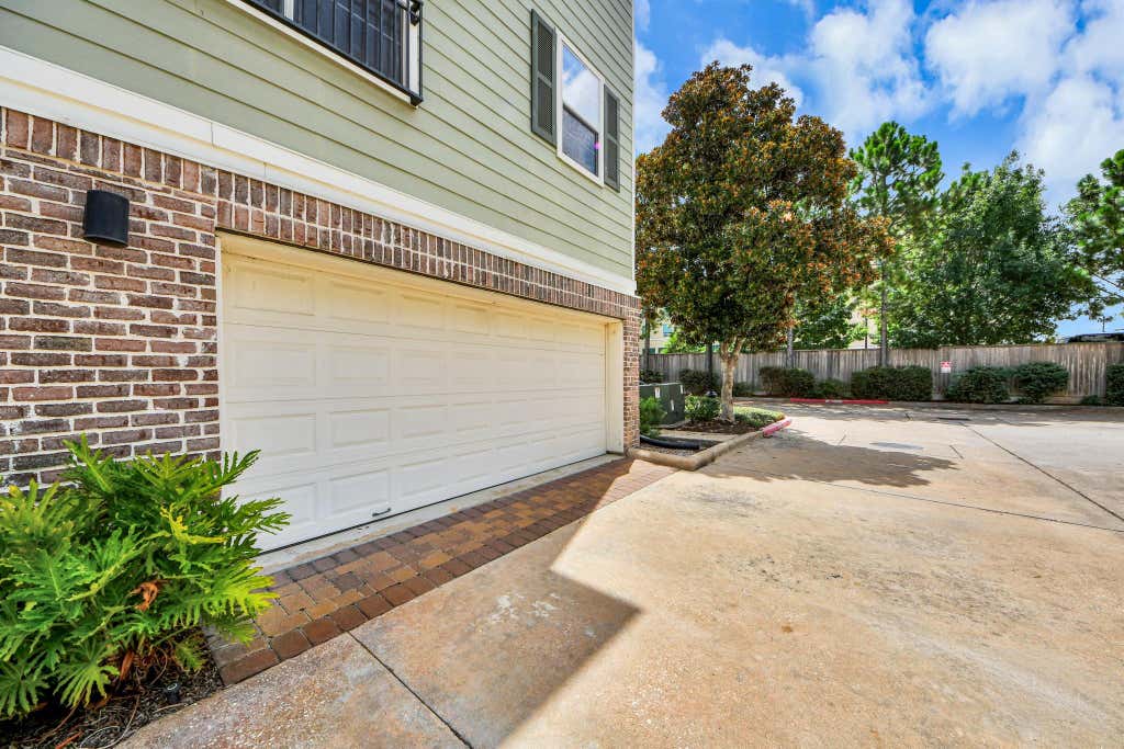 Photo of 3001 Murworth Drive #904, Houston, TX 77025 (MLS # 49339317)