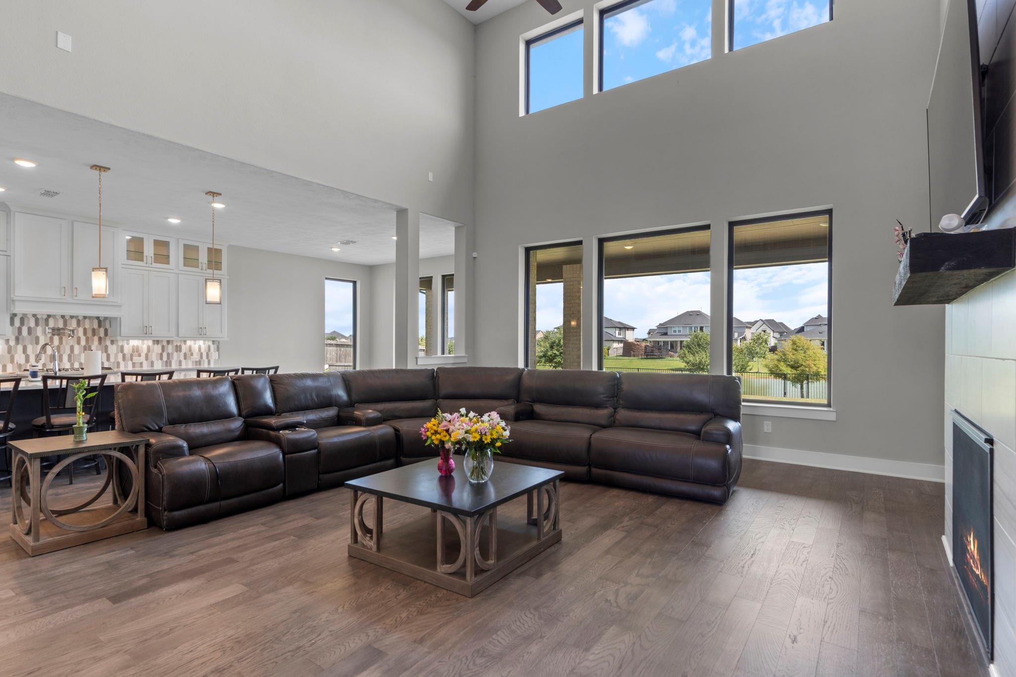 140 Lakehouse Landing Drive