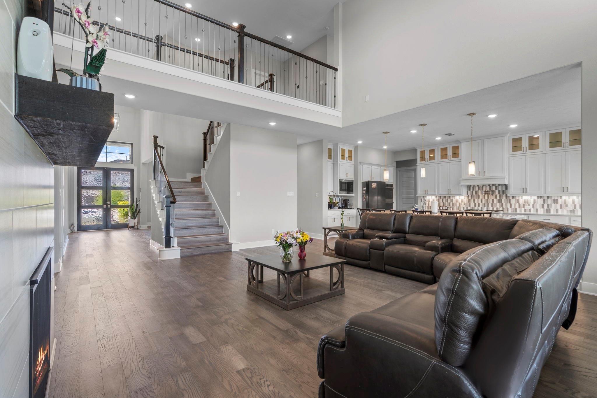 140 Lakehouse Landing Drive