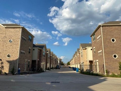 Tiny photo for 11603 Main Ash Drive, Houston, TX 77025 (MLS # 85183291)