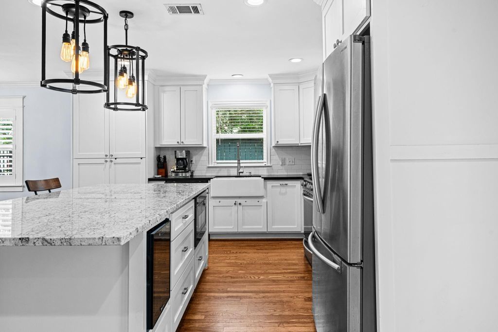 Photo of 1046 Althea Drive, Houston, TX 77018 (MLS # 80121207)