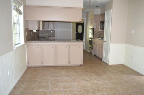 Tiny photo for 314 Tara Park, Conroe, TX 77302 (MLS # 33605356)
