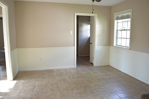 Tiny photo for 314 Tara Park, Conroe, TX 77302 (MLS # 33605356)