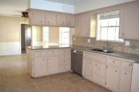 Tiny photo for 314 Tara Park, Conroe, TX 77302 (MLS # 33605356)