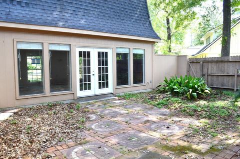 Tiny photo for 314 Tara Park, Conroe, TX 77302 (MLS # 33605356)
