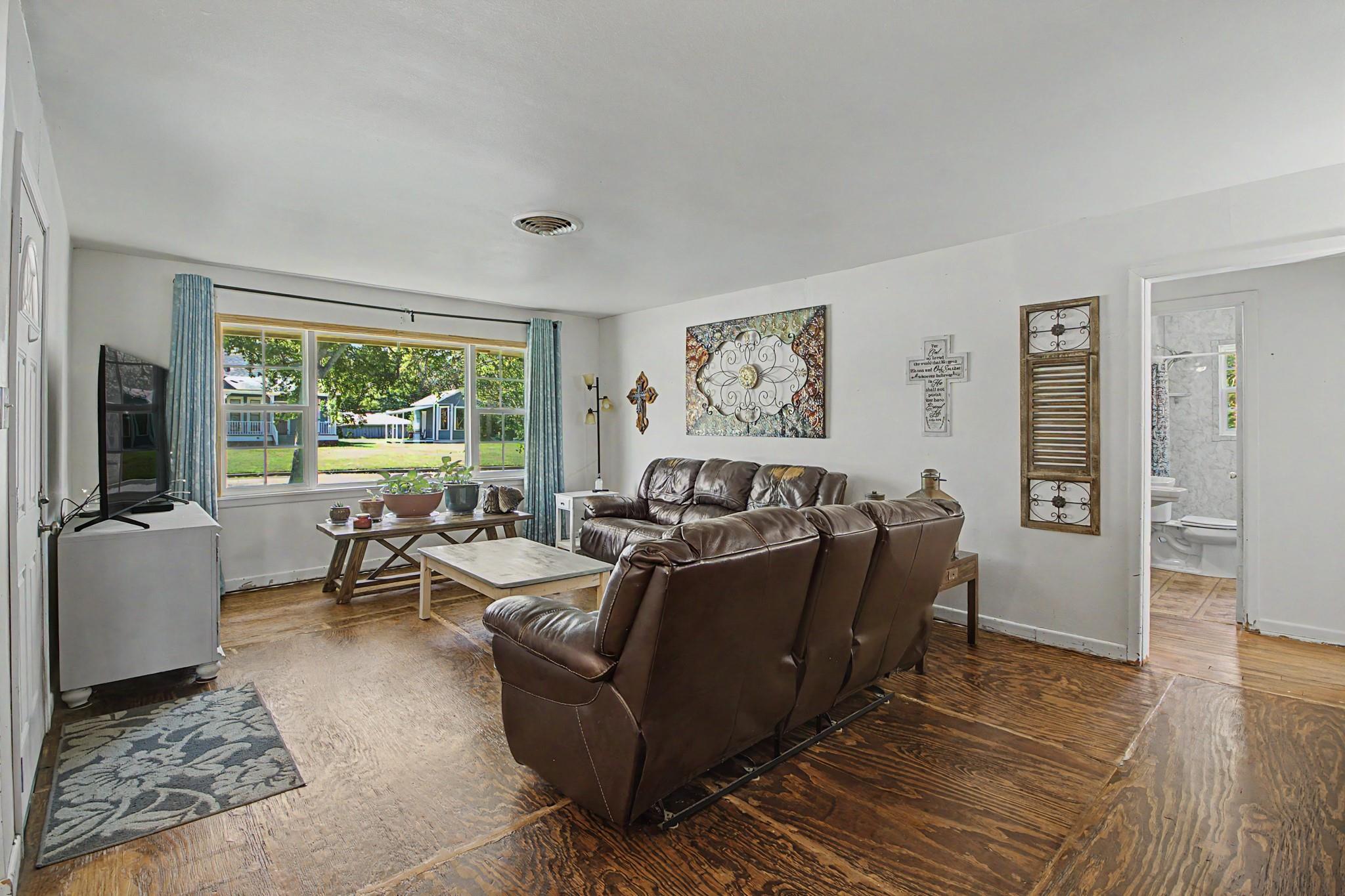 307 E Barton Street