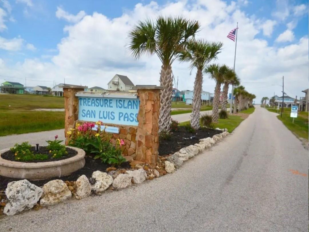 13226 Buccaneer Parkway