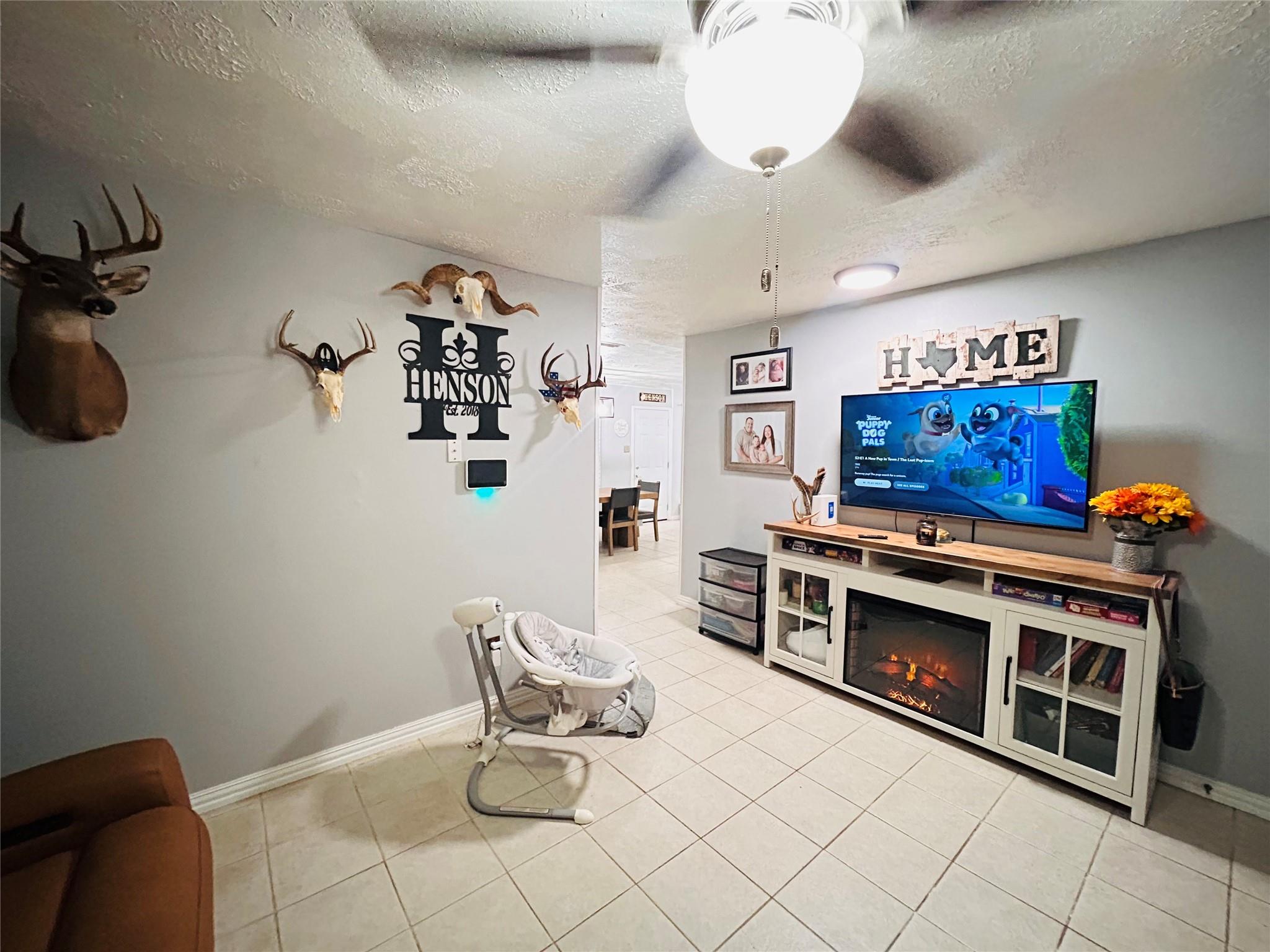 2 Travis Court
