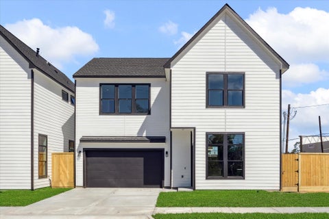Photo of 5613 Leonard Street, Houston, TX 77023 (MLS # 85182684)
