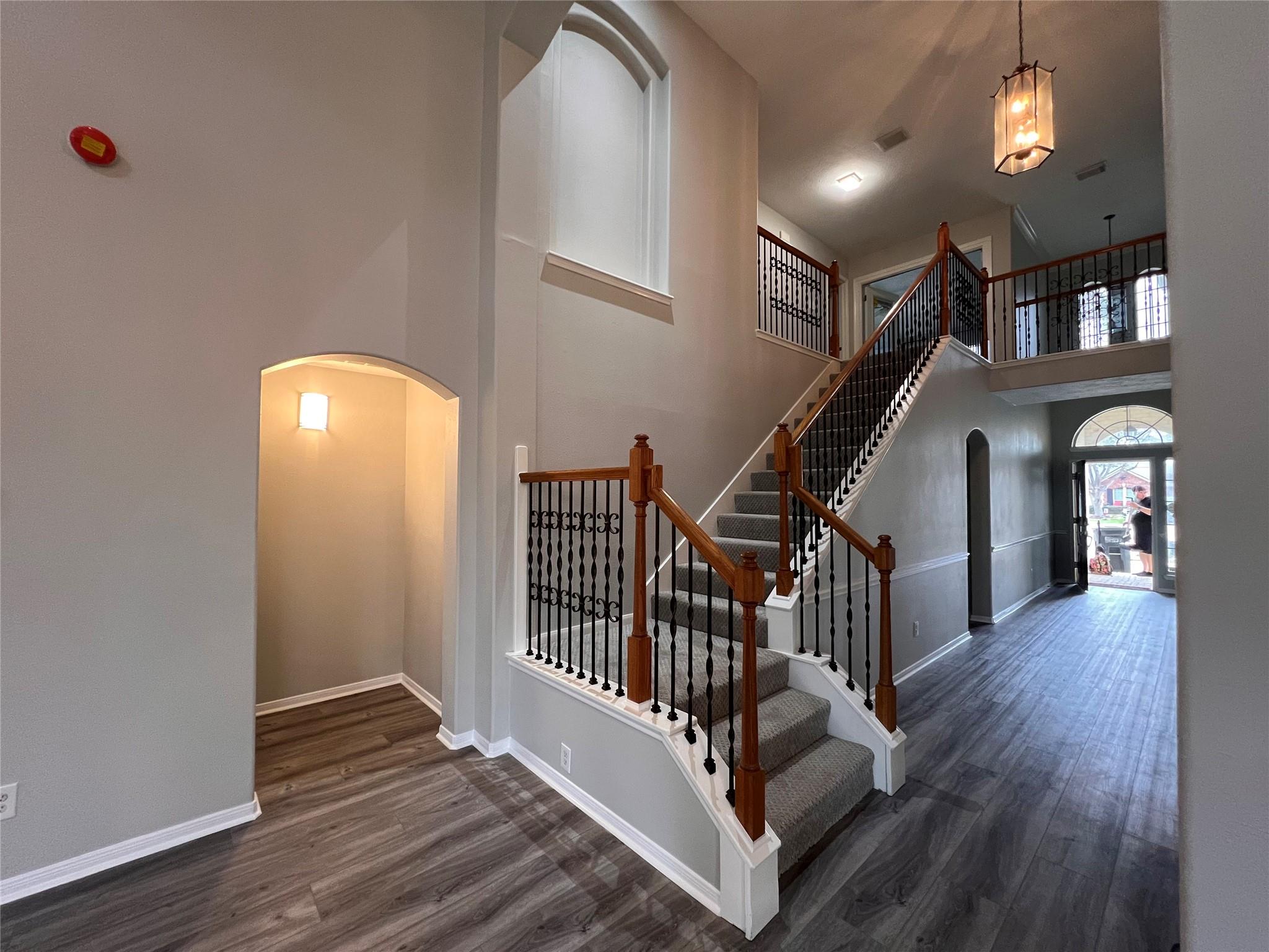 435 Twin Timbers Lane