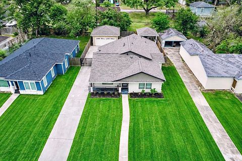 Tiny photo for 4723 Marietta Lane, Houston, TX 77021 (MLS # 30044006)