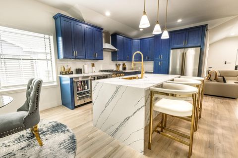 Tiny photo for 4723 Marietta Lane, Houston, TX 77021 (MLS # 30044006)