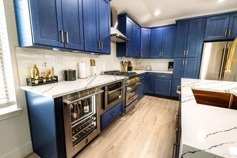 Tiny photo for 4723 Marietta Lane, Houston, TX 77021 (MLS # 30044006)