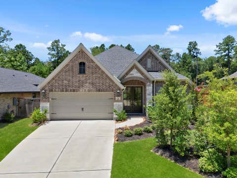 Photo of 228 W Netleaf Court, Montgomery, TX 77316 (MLS # 82469617)