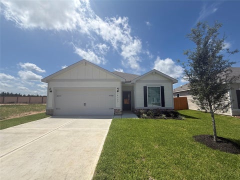 Photo of 10347 Red Cardinal Drive, Cleveland, TX 77328 (MLS # 53593247)