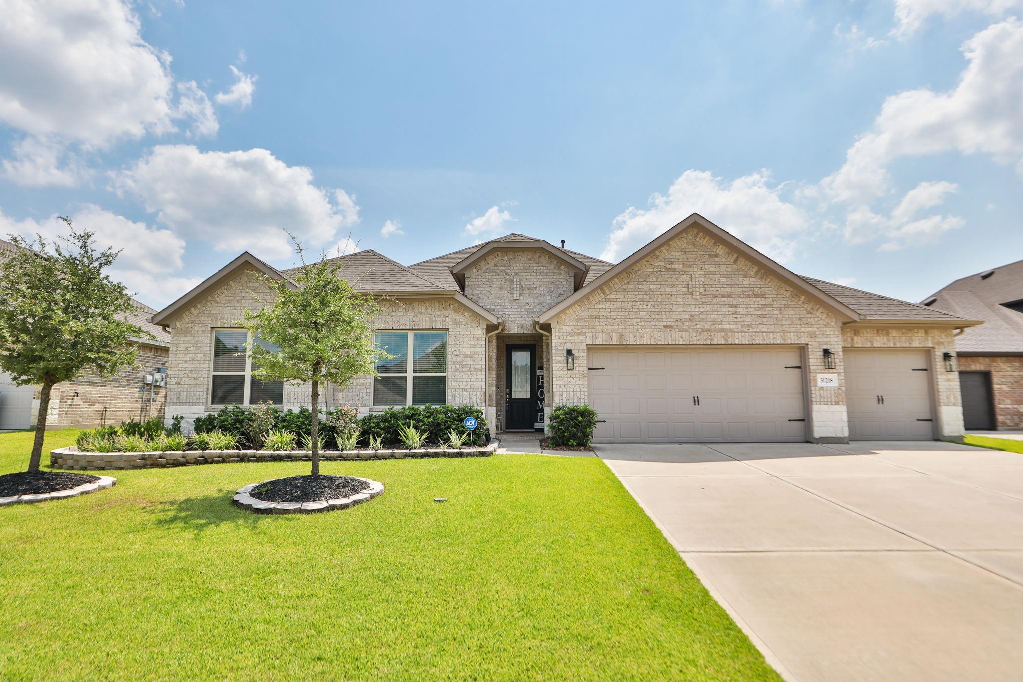 31218 Gullwing Manor Drive