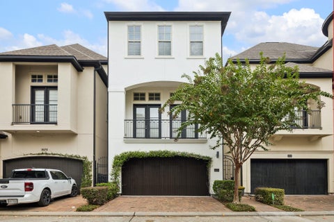 Photo of 1624 Wrenwood Lakes, Houston, TX 77043 (MLS # 85817031)