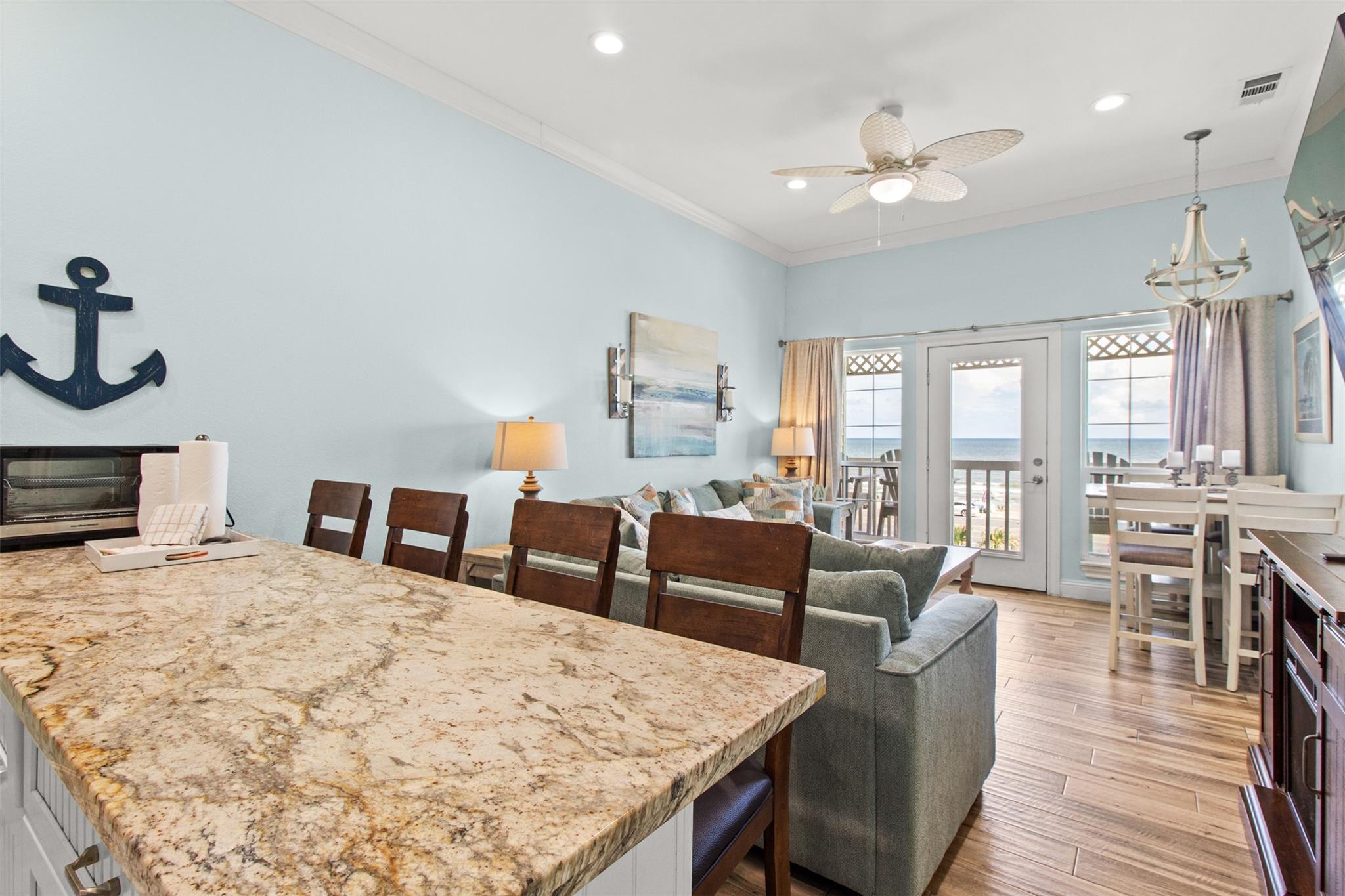 6300 Seawall Boulevard 8303