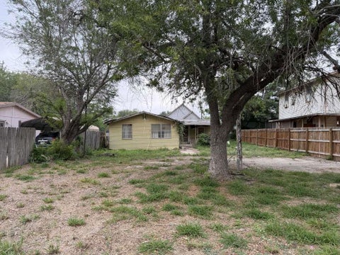 Photo of 370 Gateway Drive, Poteet, TX 78065 (MLS # 48055509)