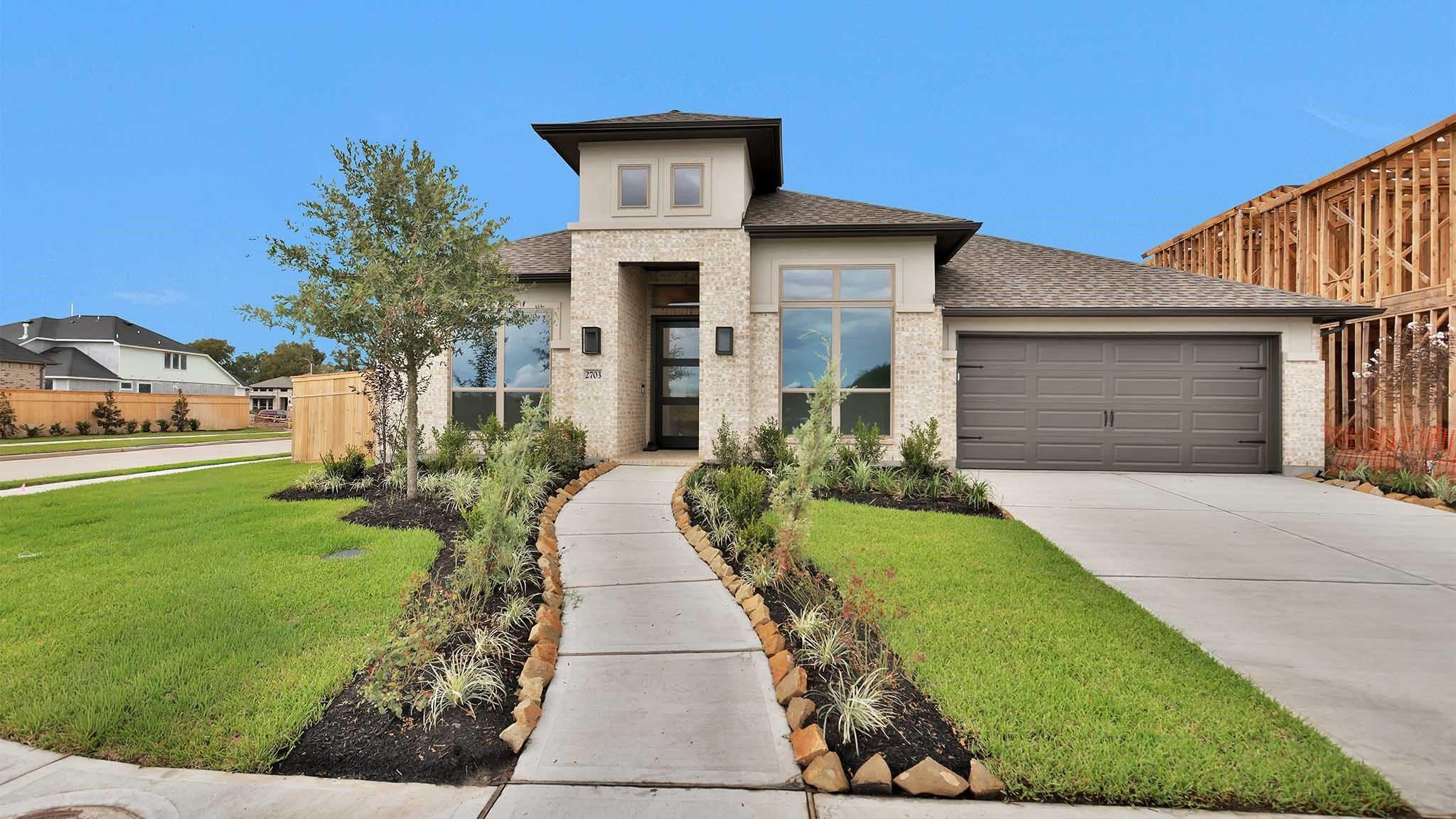 2703 Crown Ridge Drive