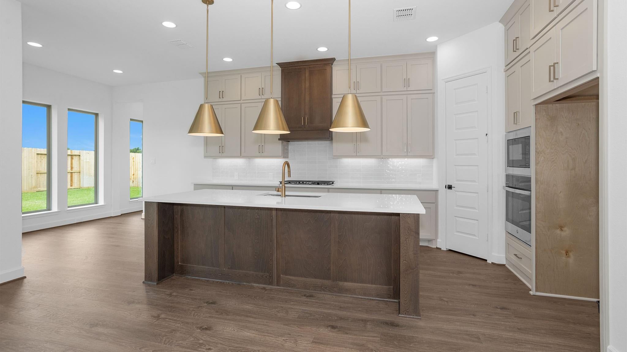 2703 Crown Ridge Drive