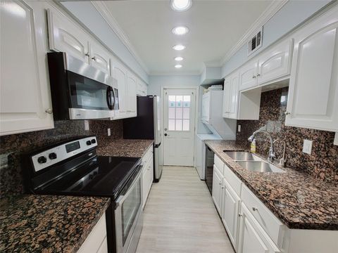 Photo of 7900 Westheimer Road #255, Houston, TX 77063 (MLS # 38598127)