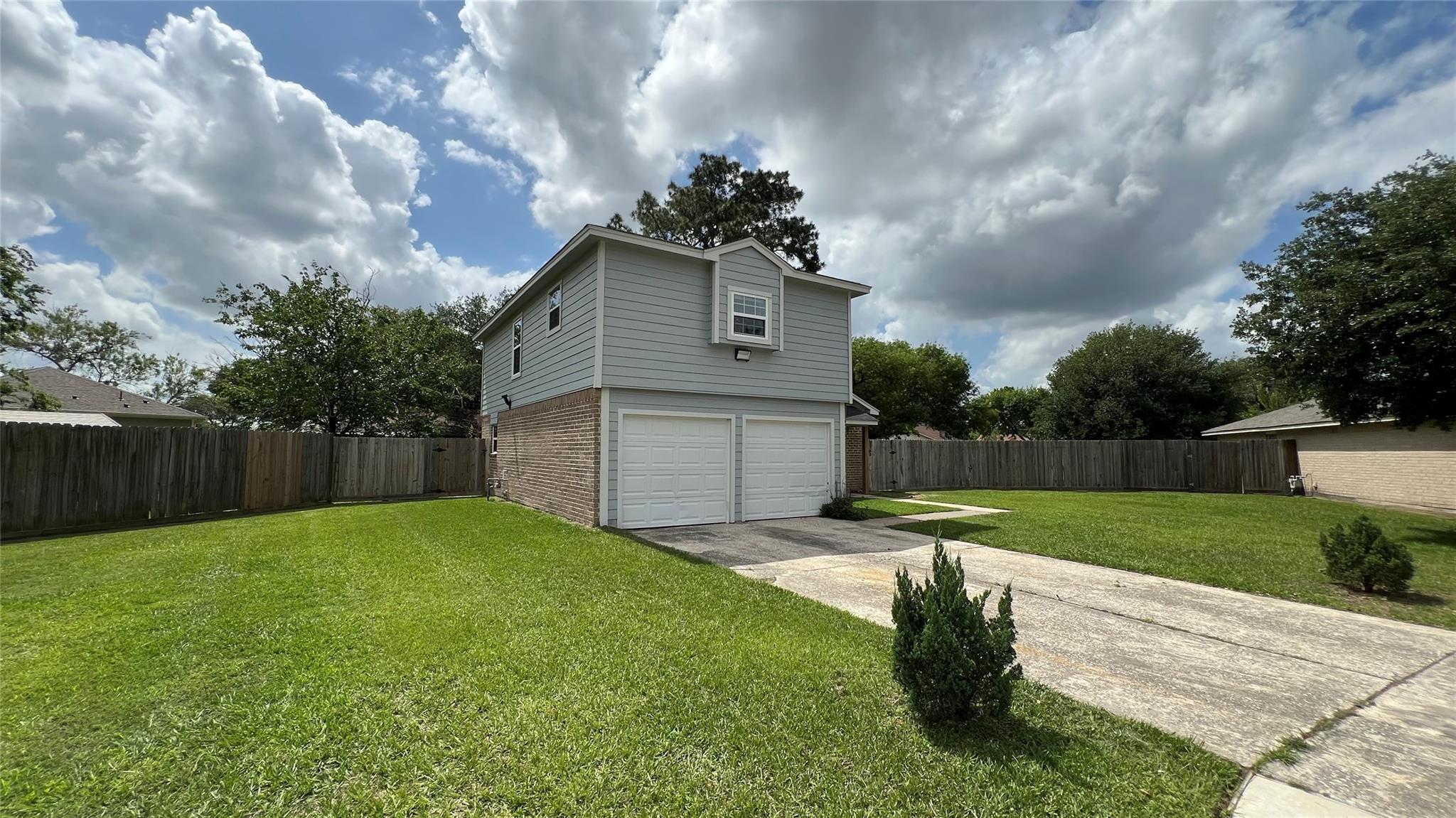 16011 N Sky Court