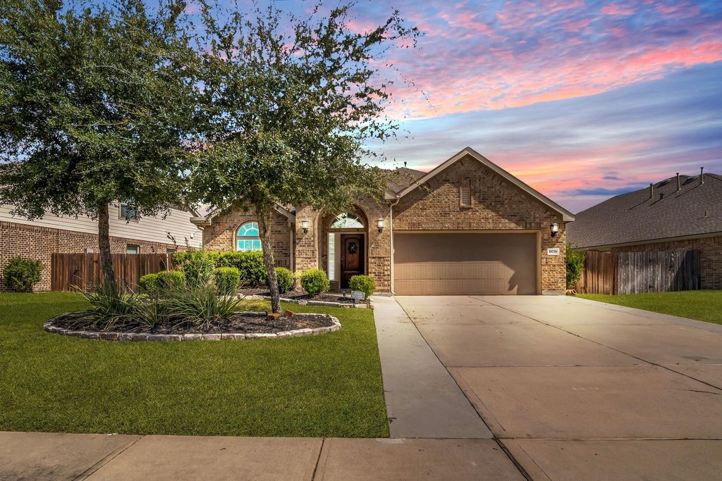 Photo of 18739 Laurel Hills Drive, New Caney, TX 77357 (MLS # 90016818)