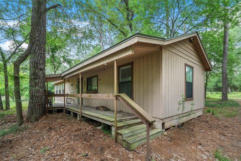 Photo of 6071 County Road 448, Navasota, TX 77868 (MLS # 50930070)
