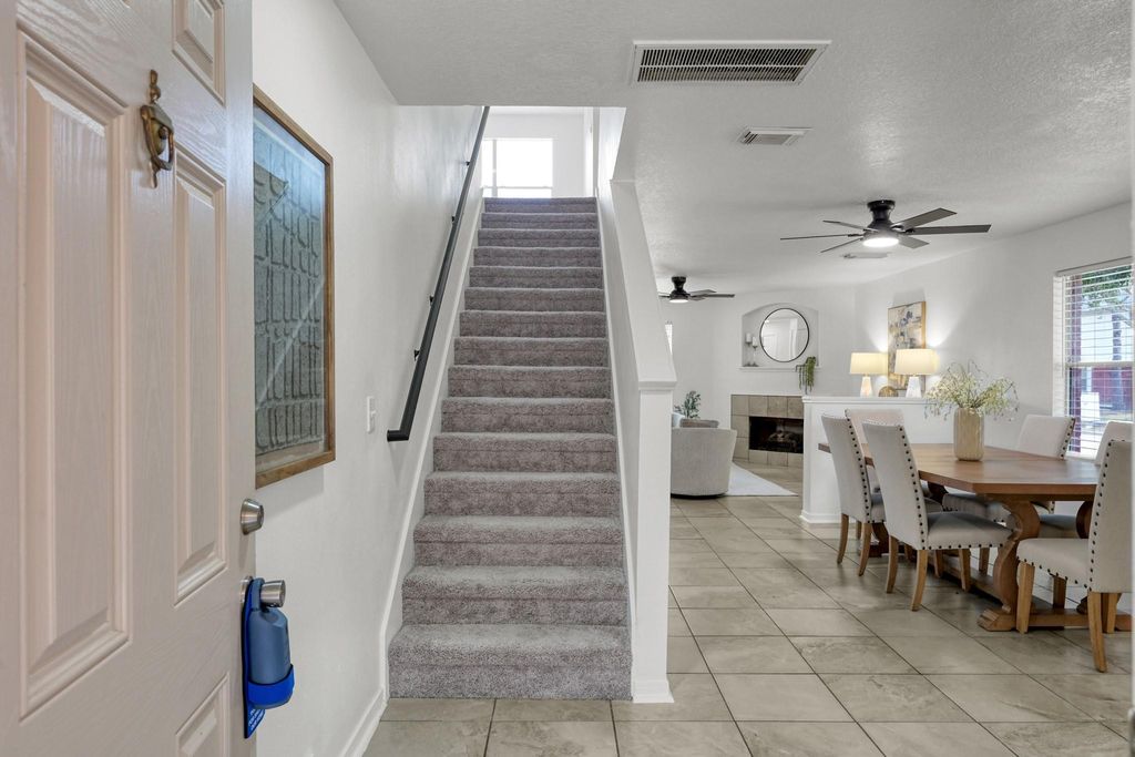 Photo of 17602 S Summit Canyon Drive, Houston, TX 77095 (MLS # 94955977)