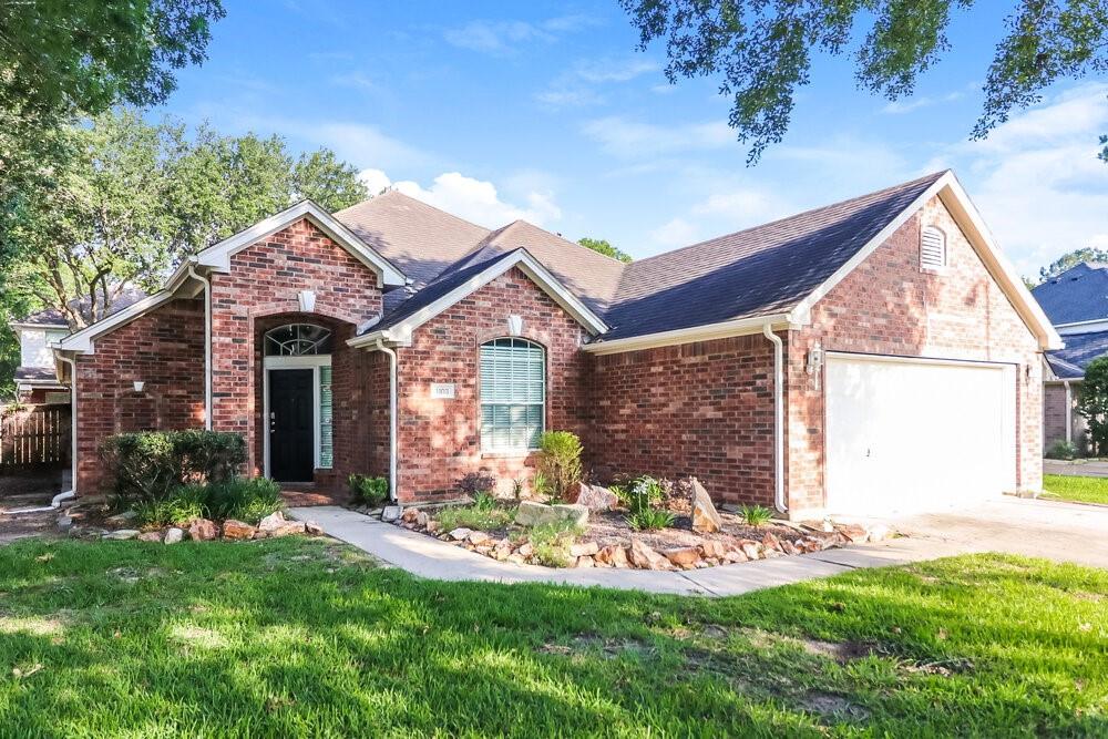 3103 Bronco Bluff Court