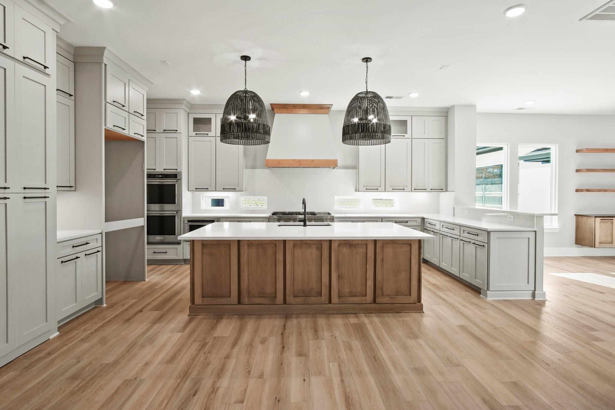 11102 Forested Slope Way