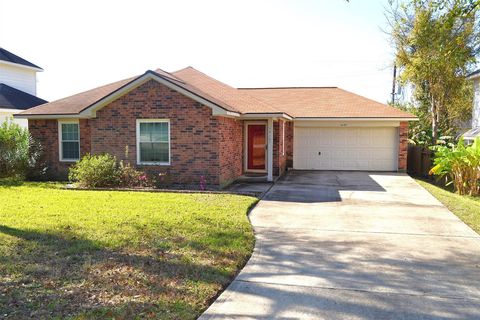 Photo of 14107 Running Bear Drive, Willis, TX 77378 (MLS # 70733294)