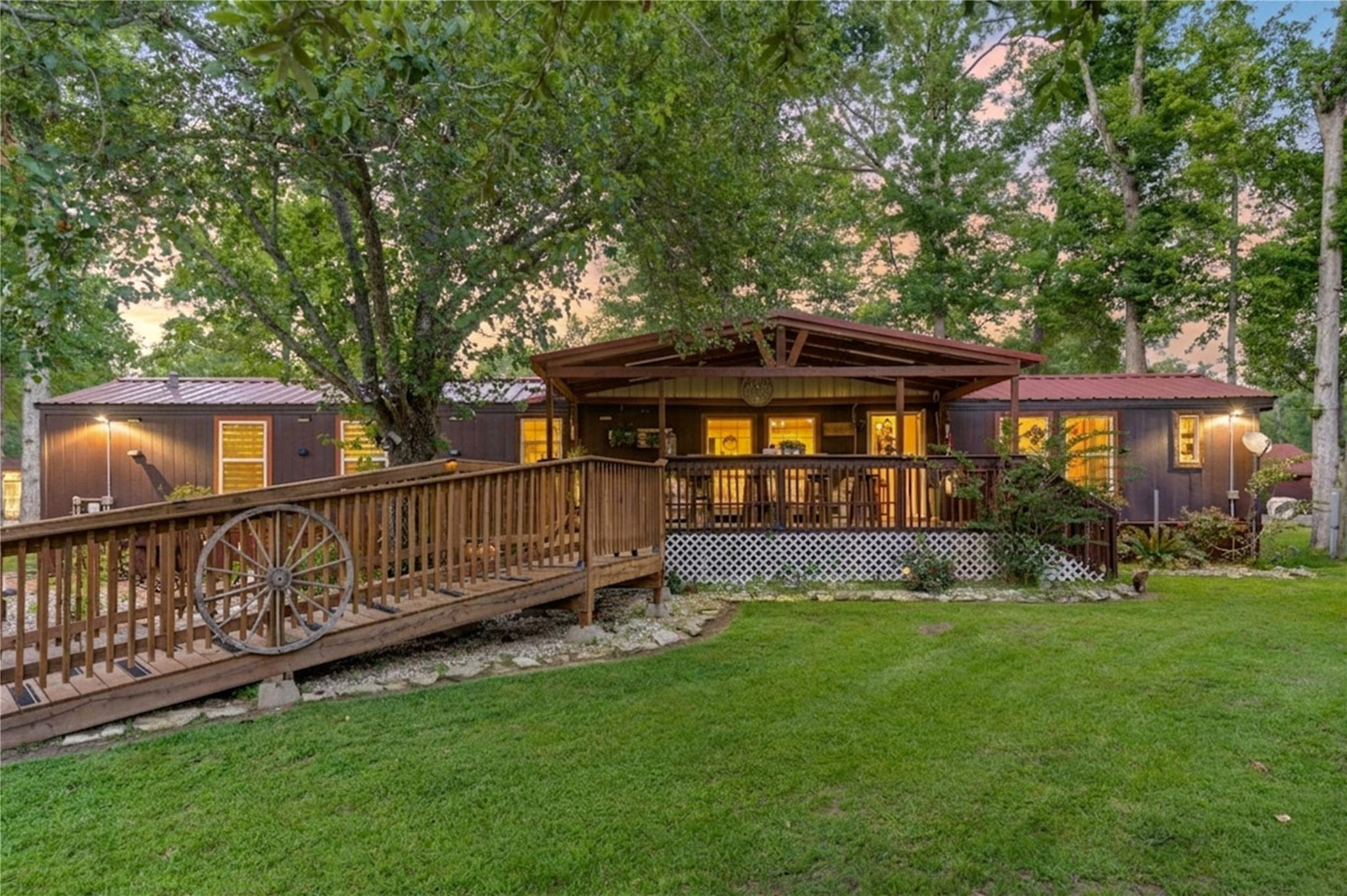 15401 Stoltje Drive