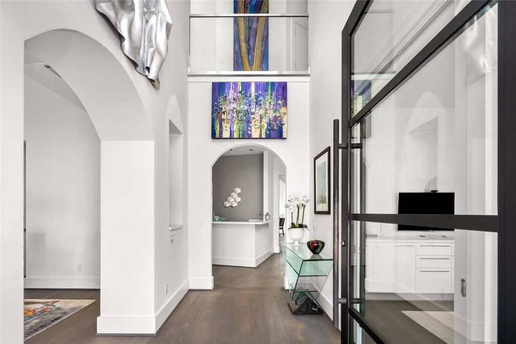 Photo of 3703 Wroxton Road, West University, TX 77005 (MLS # 35265693)