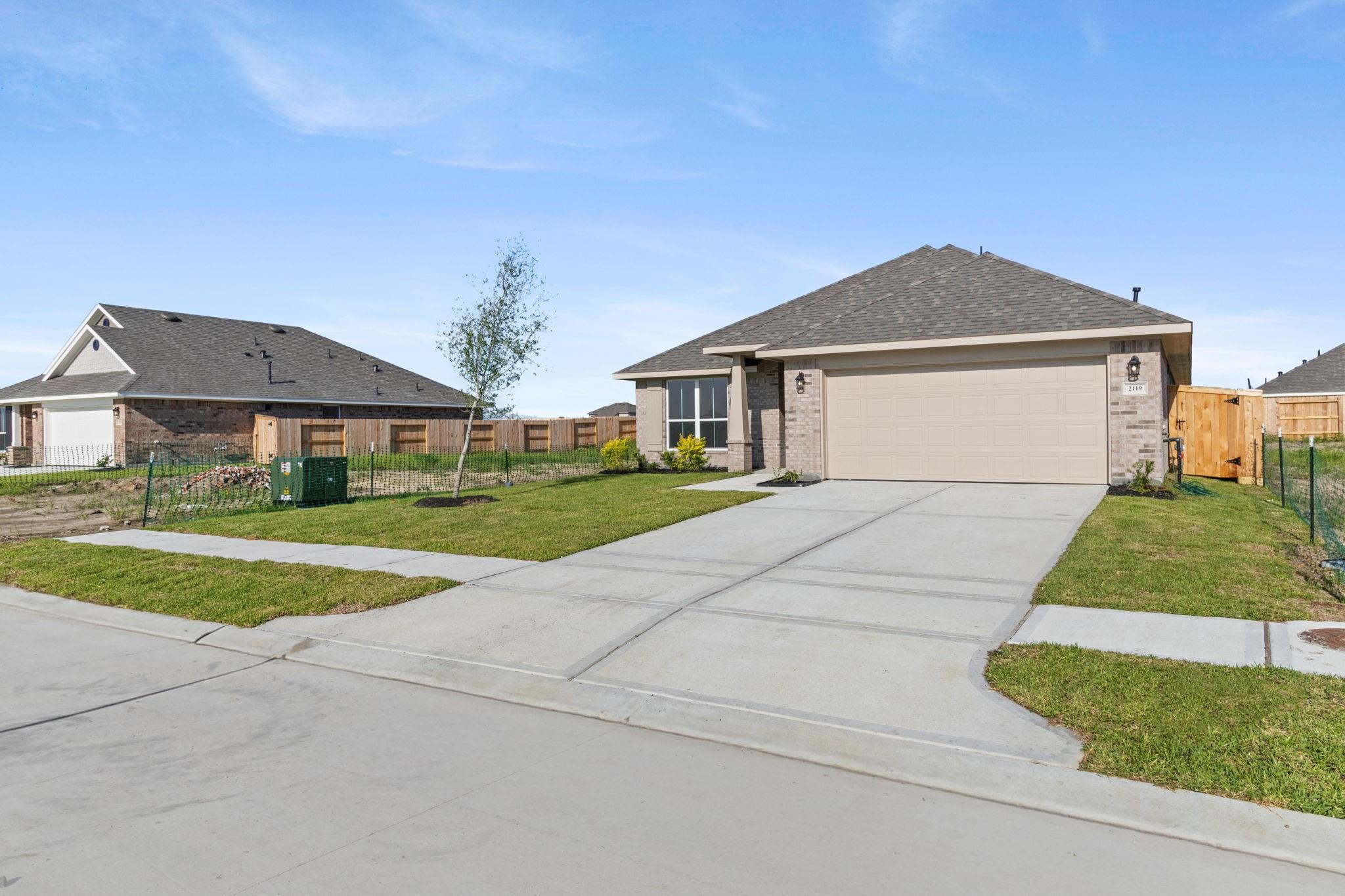 2246 W Post Oak Circle
