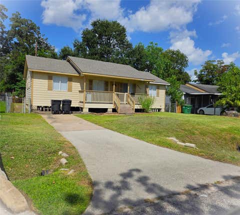 Photo of 9914 Gloyna Street, Houston, TX 77088 (MLS # 52998266)