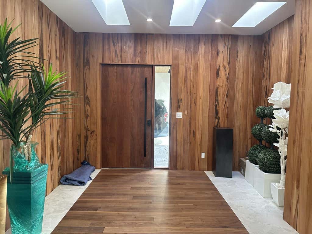 Photo of 8606 Westview Drive, Houston, TX 77055 (MLS # 40117020)