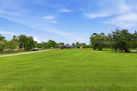 Photo of 7601 Avenue P, Santa Fe, TX 77510 (MLS # 89614644)