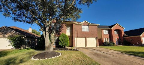 Photo of 4427 Eaglewood Trail Drive, Fresno, TX 77545 (MLS # 41136907)