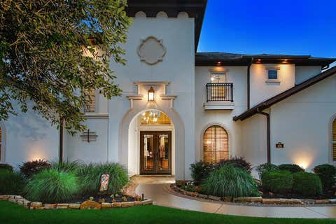 Photo of 105 Larkhaven Drive, Montgomery, TX 77316 (MLS # 82816547)
