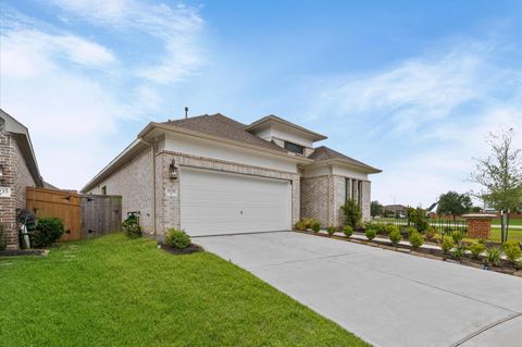 Photo of 1939 Misty Field Drive, Missouri City, TX 77459 (MLS # 12147530)