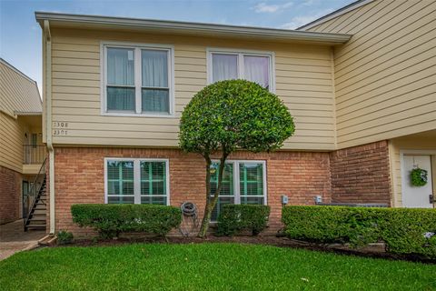 Photo of 14555 Wunderlich Drive #2307, Houston, TX 77069 (MLS # 48671602)