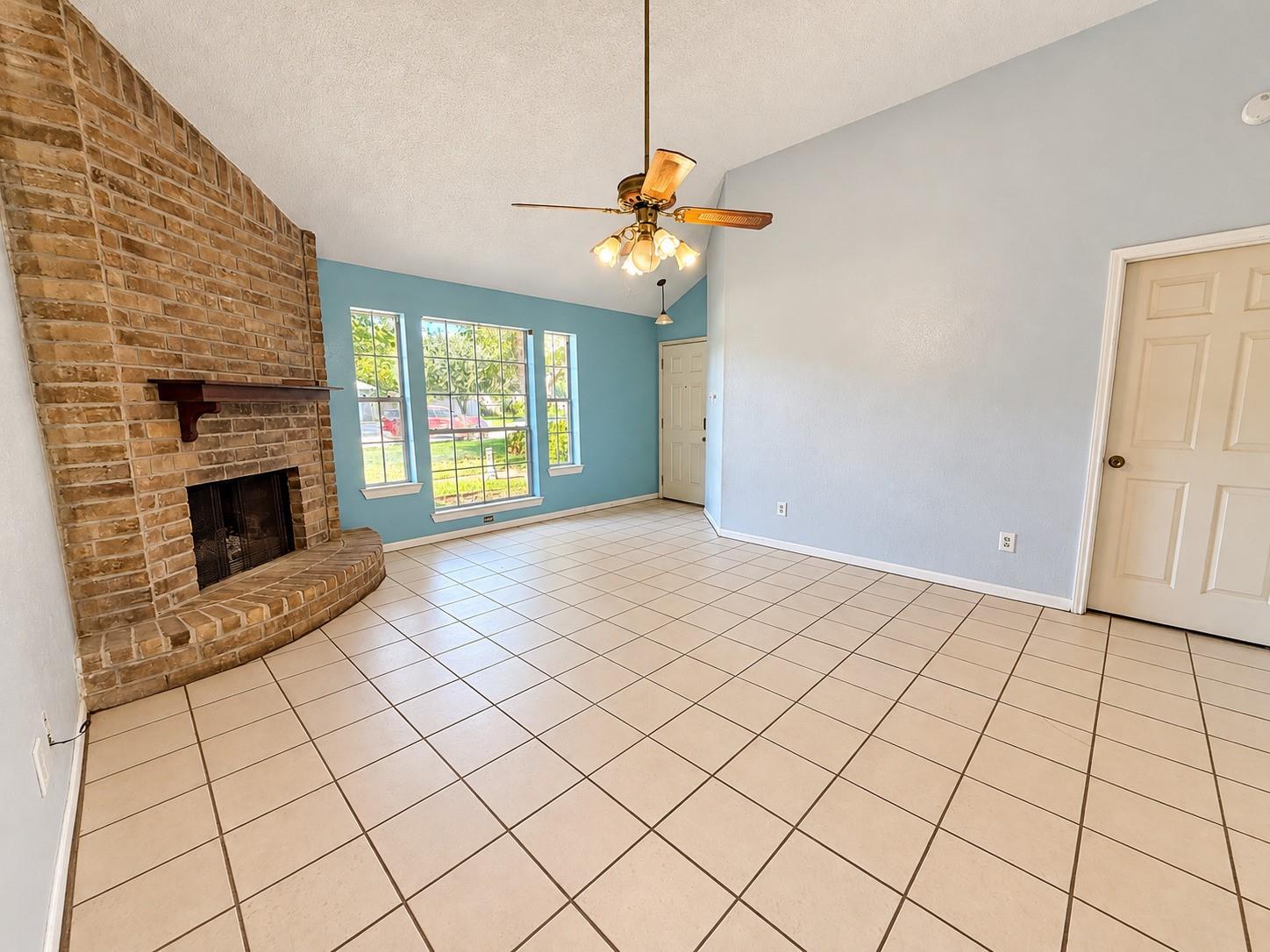 3804 Briar Hollow Drive