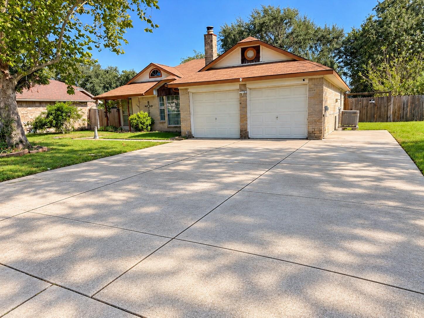 3804 Briar Hollow Drive