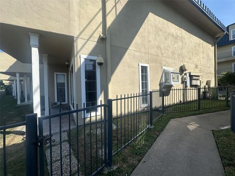 Photo of 921 Marine Drive #106, Galveston, TX 77550 (MLS # 27522301)