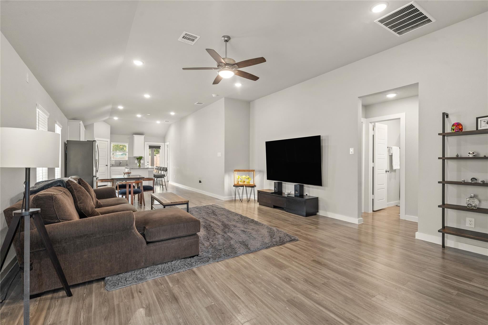 5831 Sunrise Bottom Lane