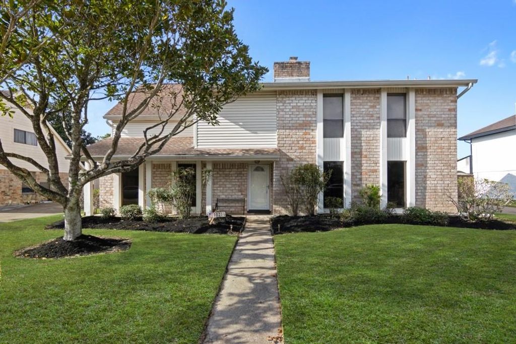Photo of 10211 Sagemill Drive, Houston, TX 77089 (MLS # 31451552)