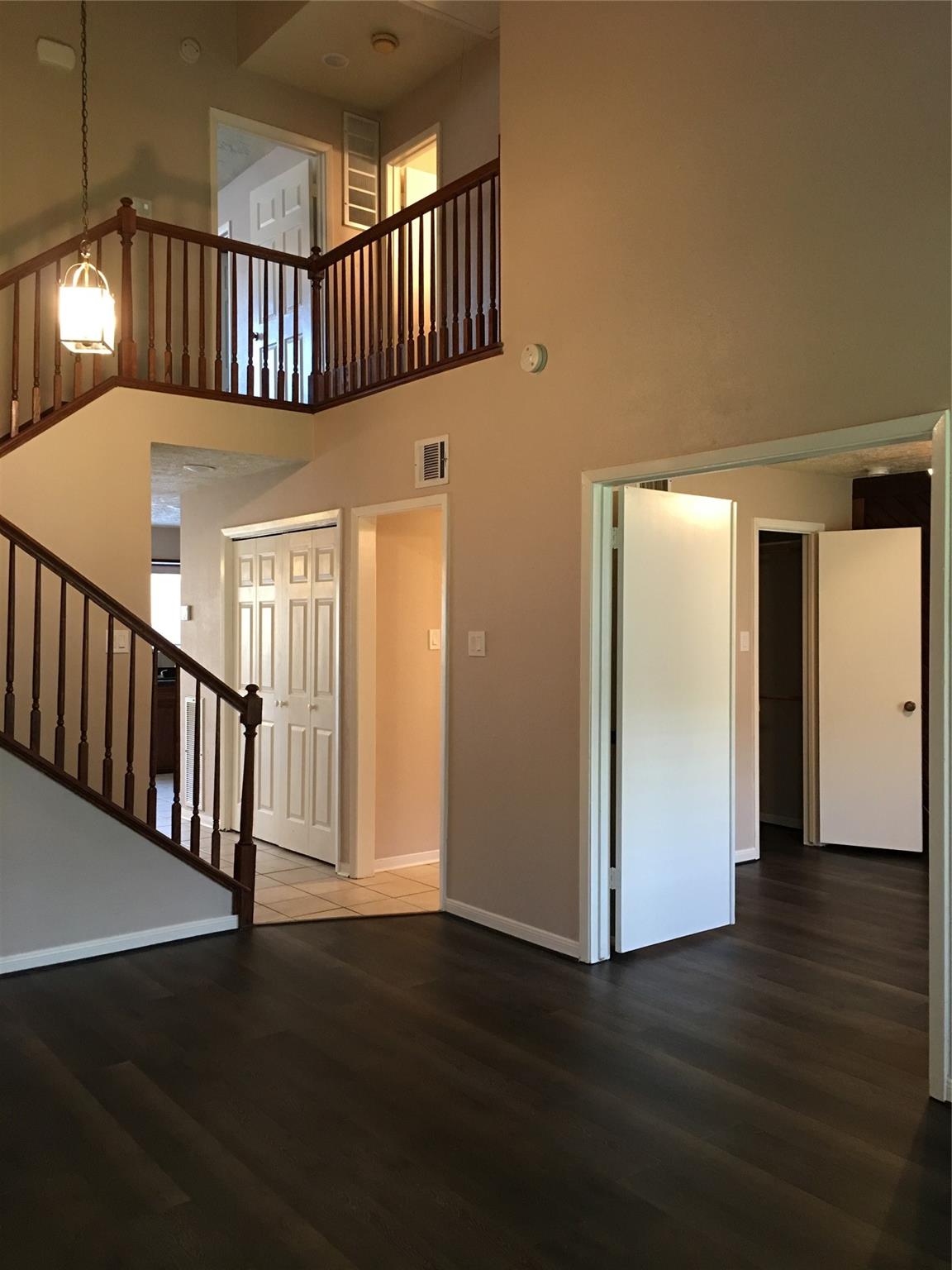 3010 Bee Cave Drive